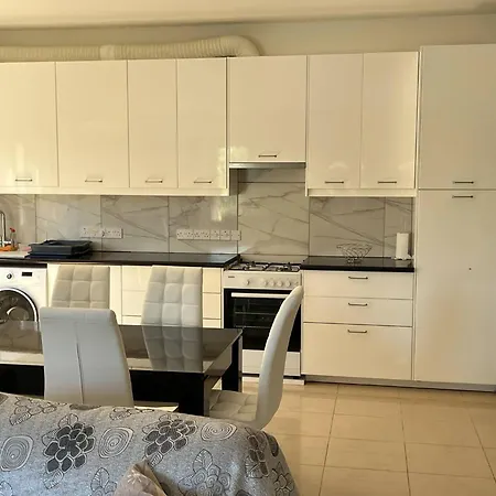 Andria's Luxury Flat Near Casino Apartment *