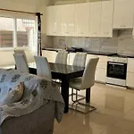 Apartment Andria's Luxury Flat Near Casino *